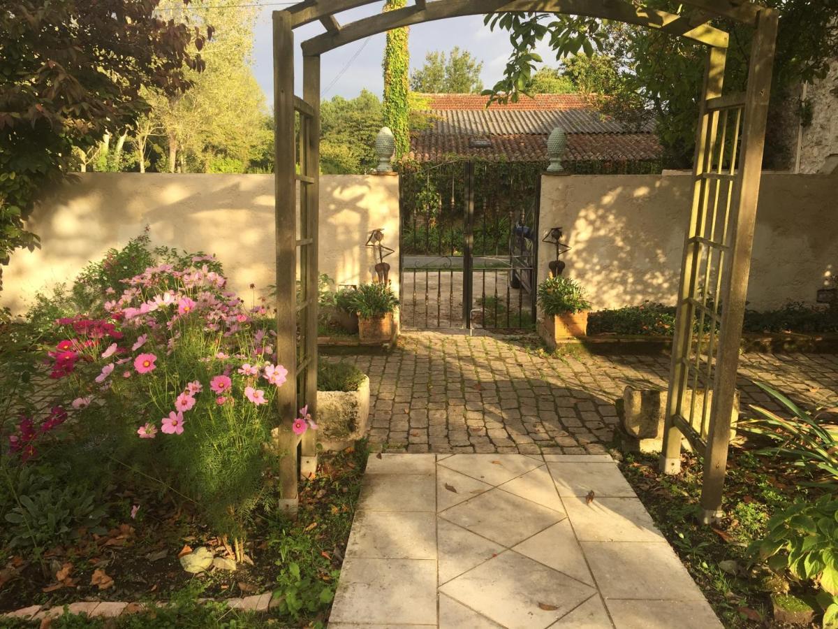 Domaine Des Monges Bed & Breakfast Saint-Seurin-de-Prats Luaran gambar